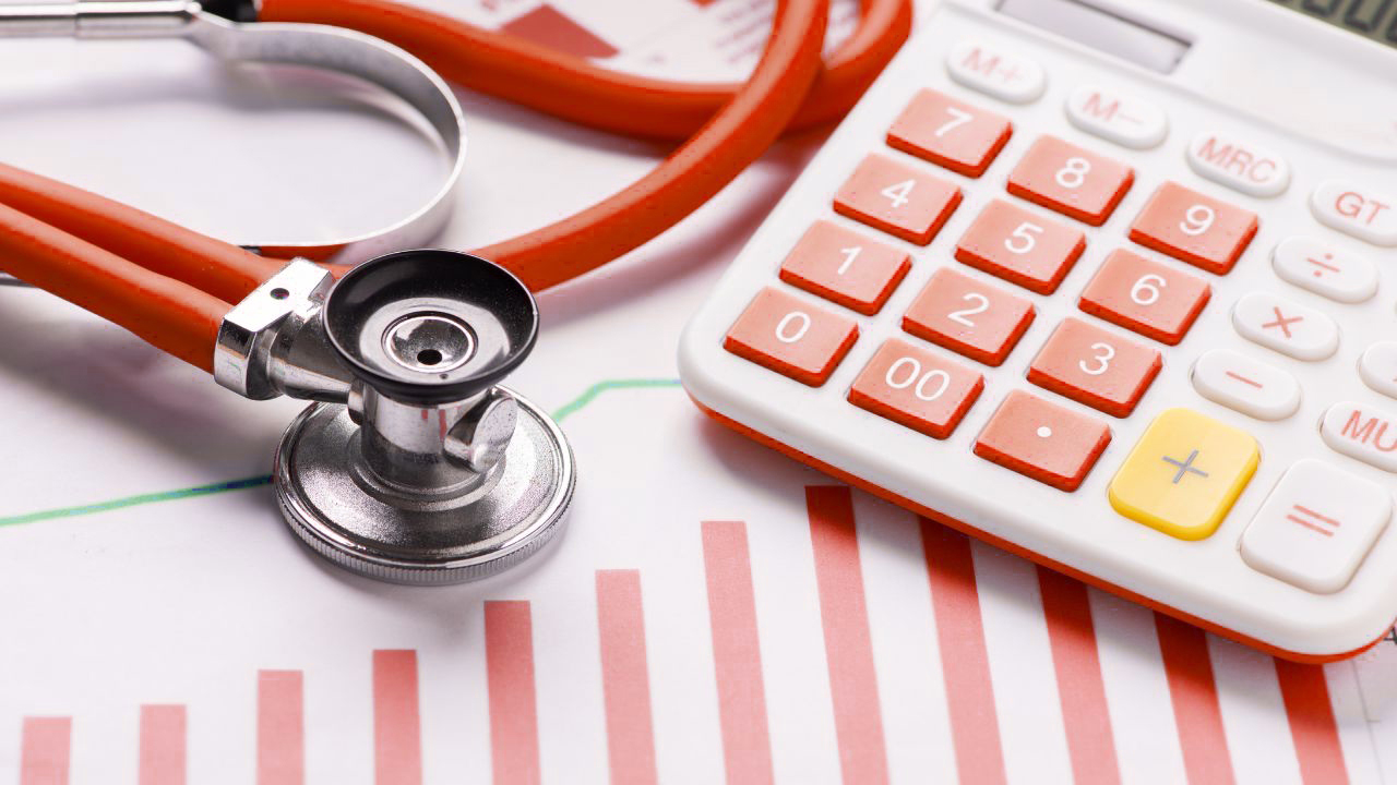 Stethoscope and calculator on graphs